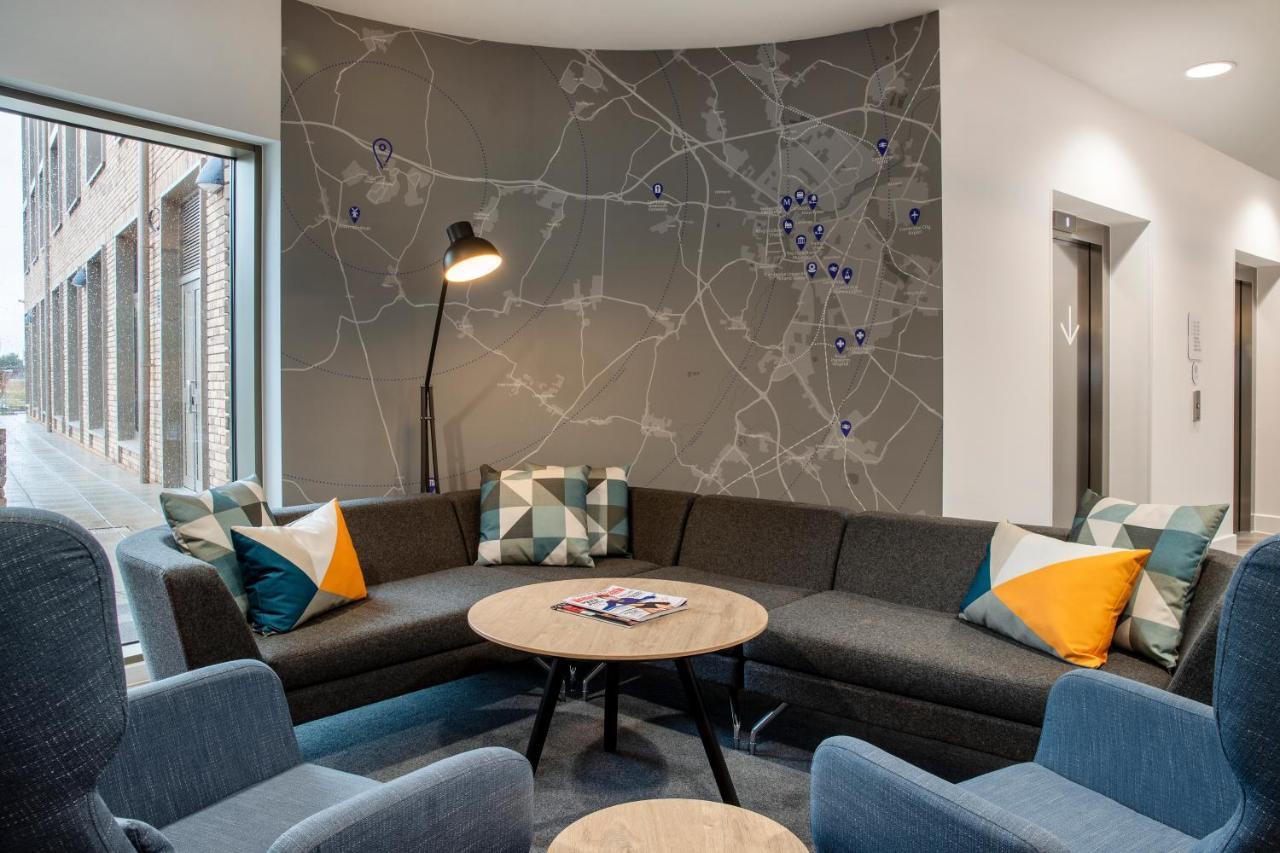 Holiday Inn Express Cambridge West - Cambourne By Ihg エクステリア 写真