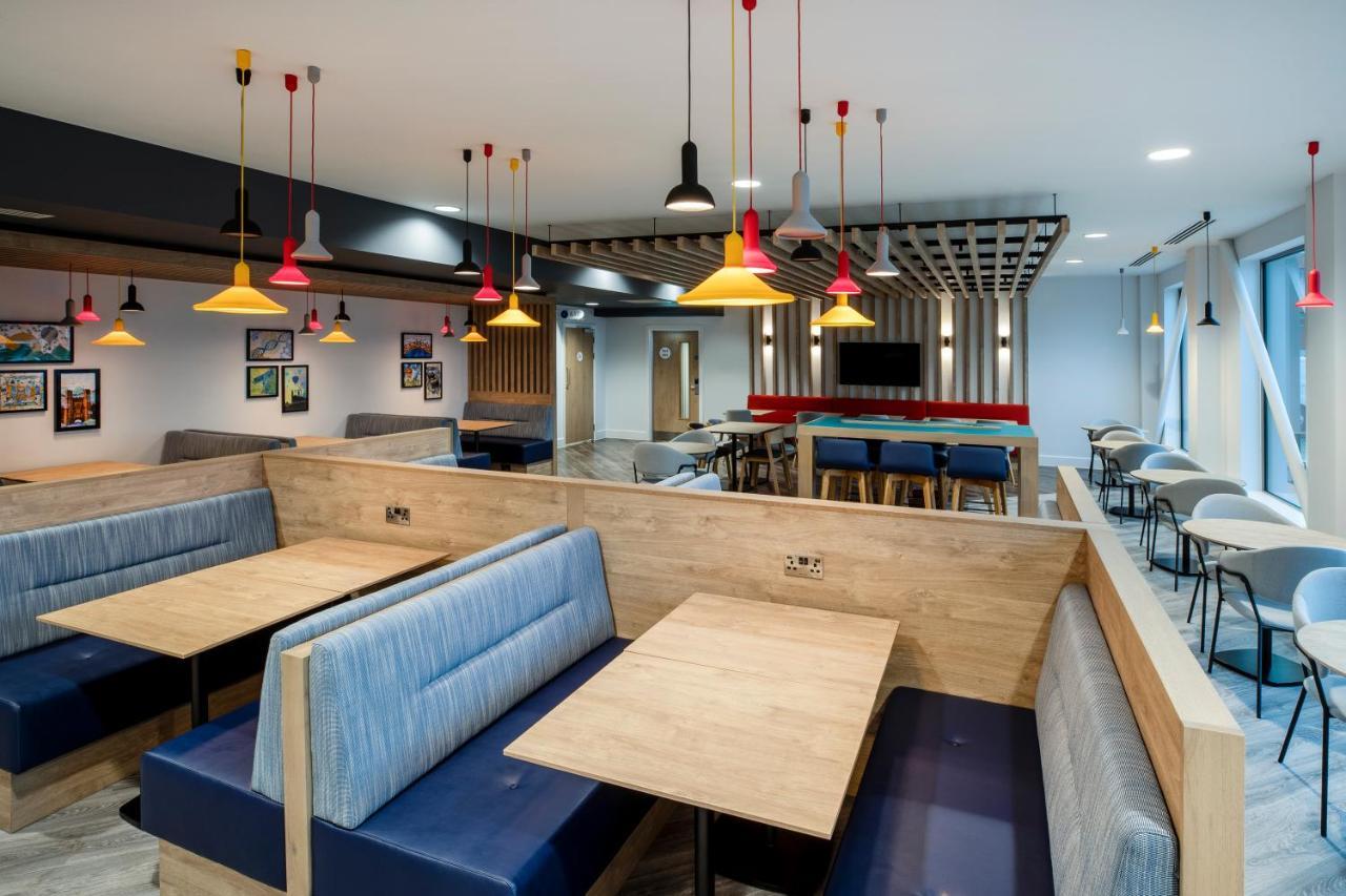 Holiday Inn Express Cambridge West - Cambourne By Ihg エクステリア 写真