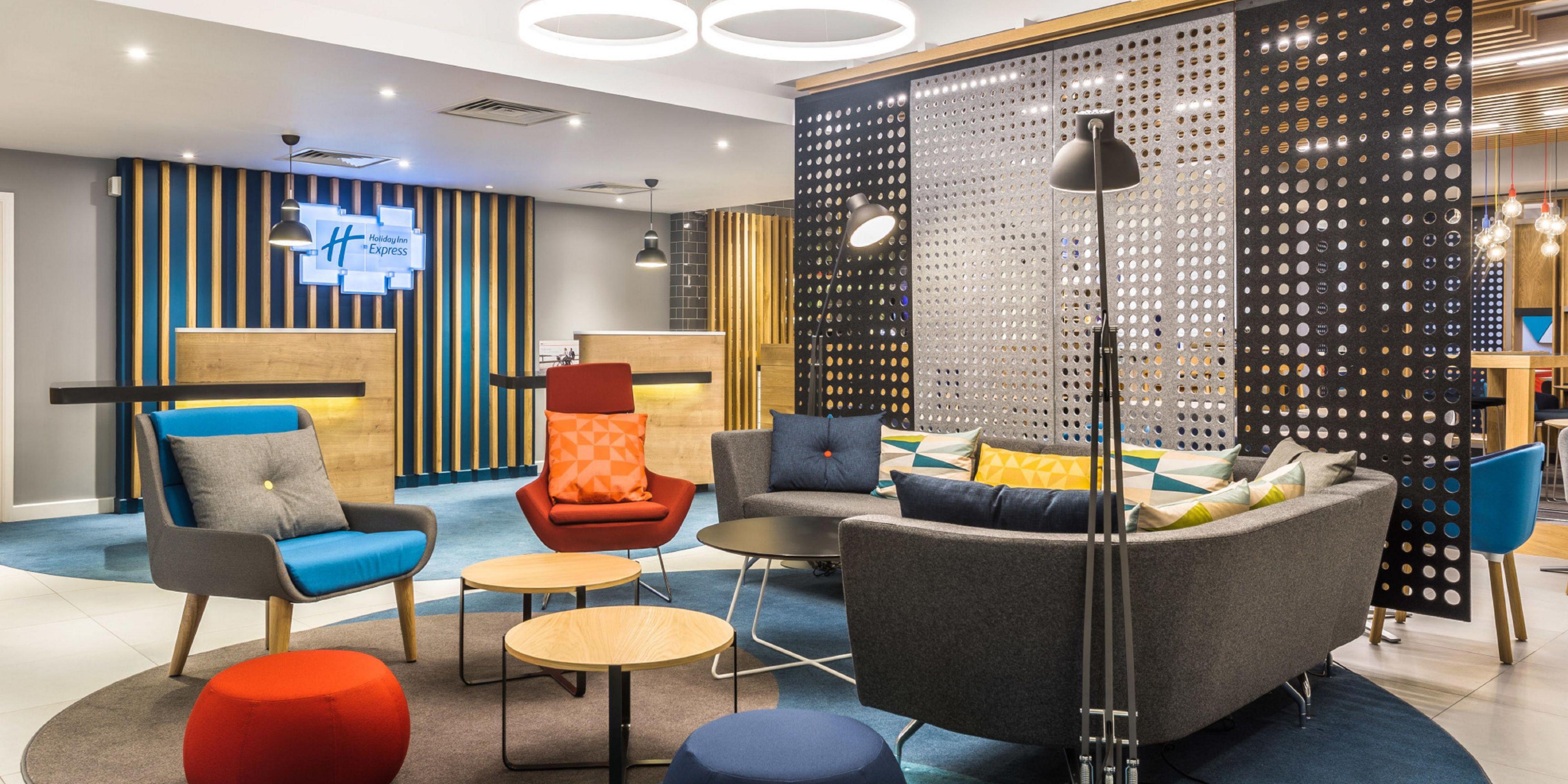 Holiday Inn Express Cambridge West - Cambourne By Ihg エクステリア 写真